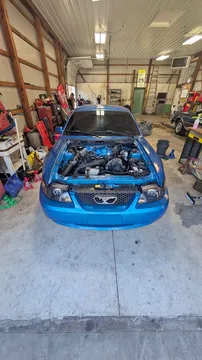 2000 Ford Mustang Base