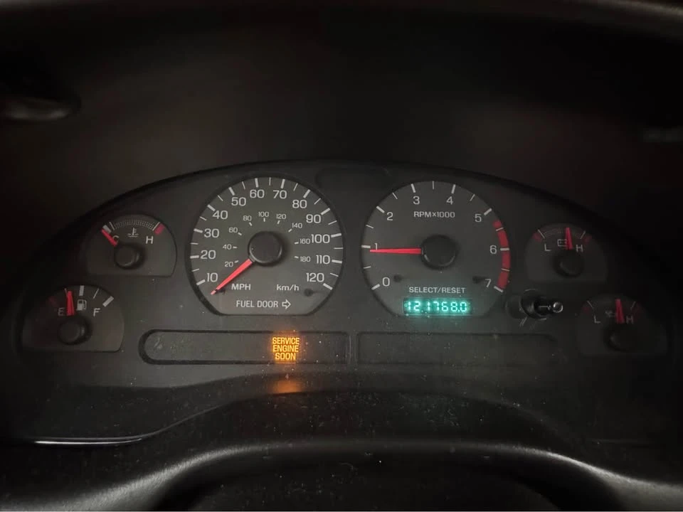 2000 Ford SN95 Mustang - Image 8 of 9