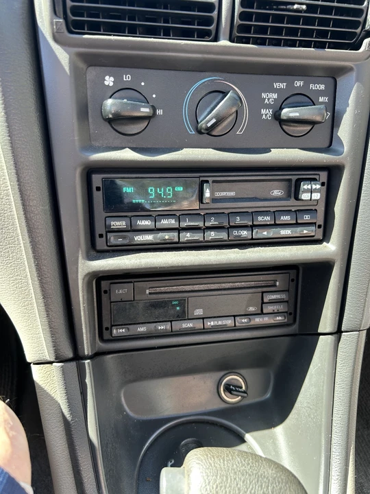2000 Ford SN95 Mustang - Image 10 of 18