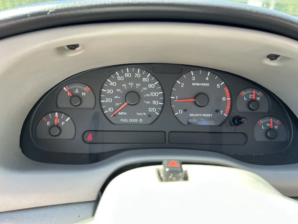2000 Ford SN95 Mustang - Image 9 of 18
