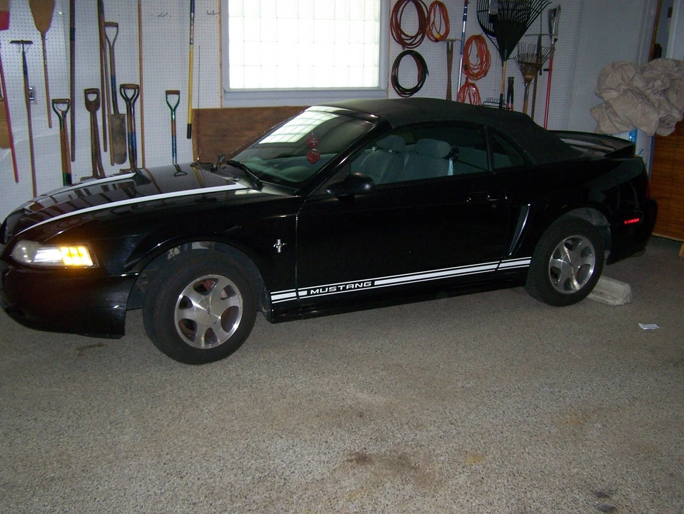 2000 Ford SN95 Mustang - Image 4 of 5