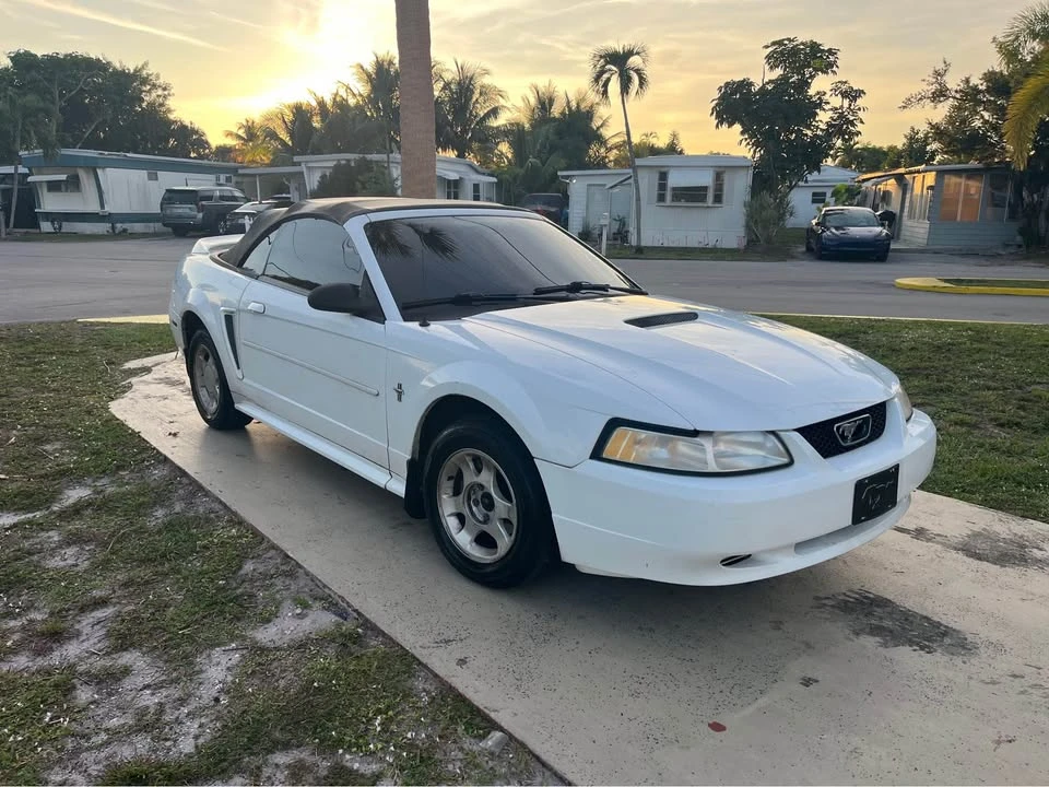 2000 Ford SN95 Mustang - Image 3 of 11