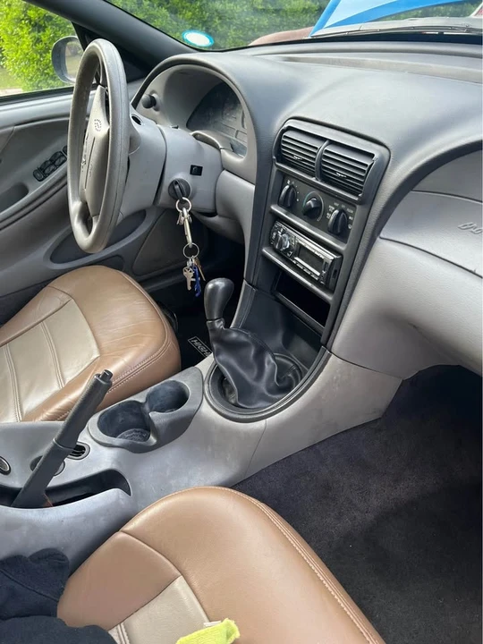2000 Ford SN95 Mustang - Image 9 of 13