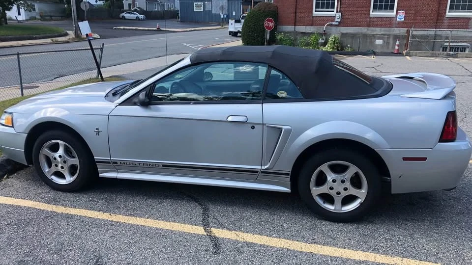 2000 Ford SN95 Mustang - Image 5 of 8