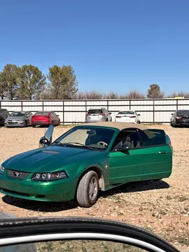 2000 Ford Mustang Convertible 2D
