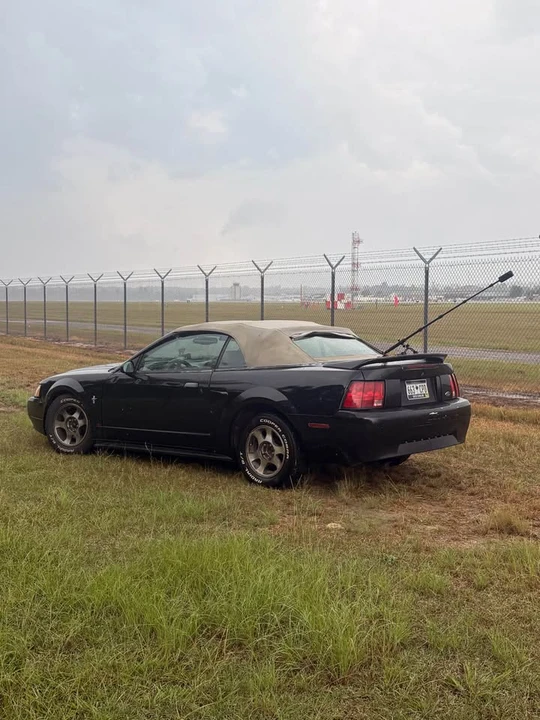 2000 Ford SN95 Mustang - Image 8 of 9