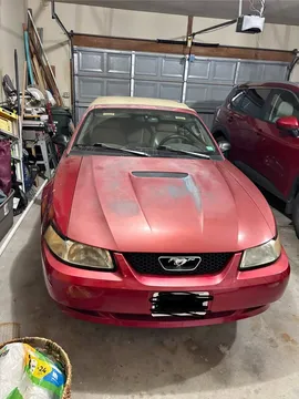 2000 Ford Mustang Convertible 2D
