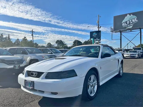 2000 Ford Mustang Convertible 2D
