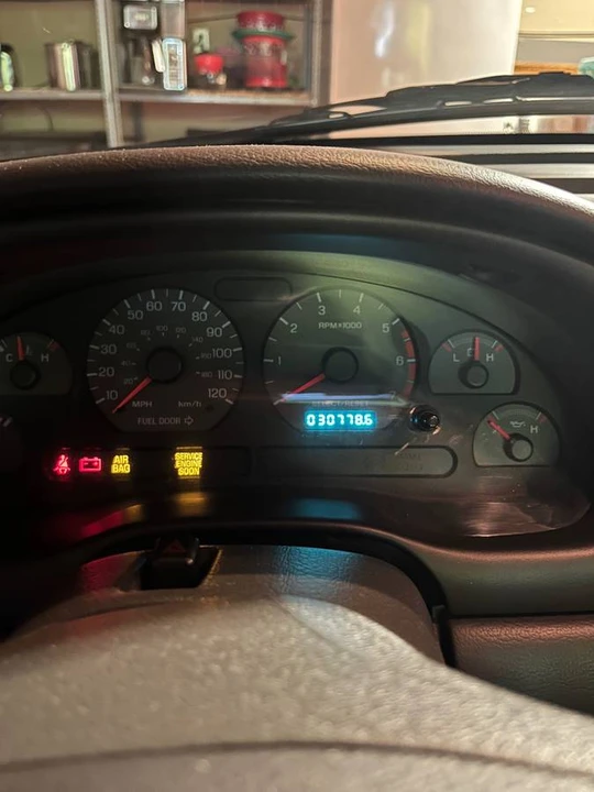 2000 Ford SN95 Mustang - Image 10 of 14