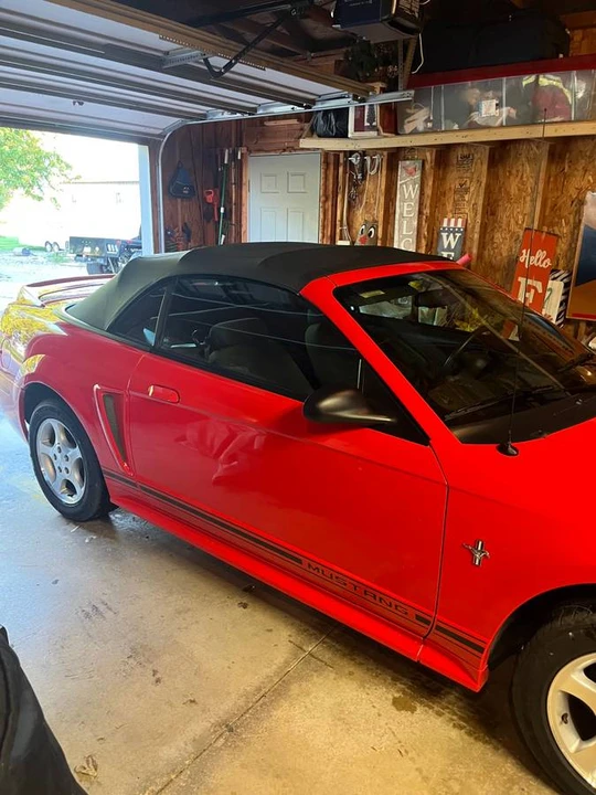 2000 Ford SN95 Mustang - Image 9 of 14