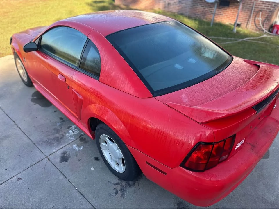 2000 Ford SN95 Mustang - Image 2 of 6