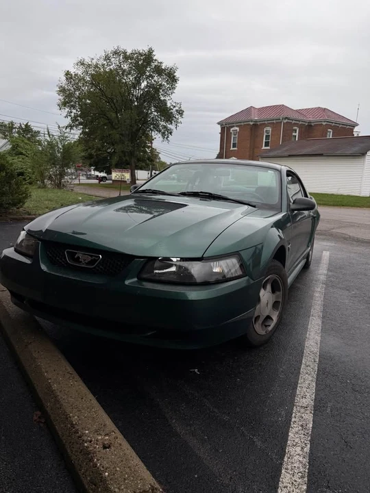 2000 Ford SN95 Mustang - Image 2 of 2