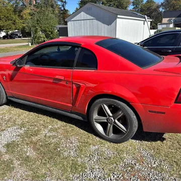 2000 Ford Mustang Coupe