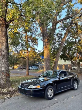 2000 Ford Mustang Coupe
