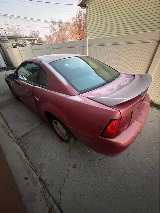 2000 Ford SN95 Mustang - Image 2 of 2