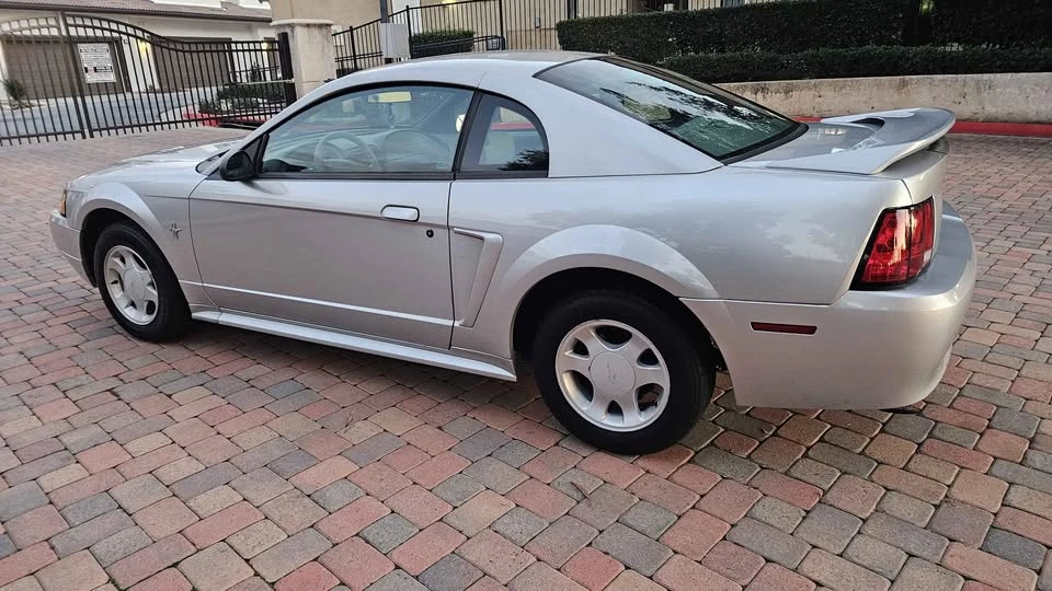 2000 Ford SN95 Mustang - Image 5 of 6