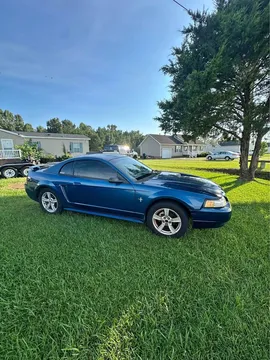 2000 Ford Mustang V6 Coupe