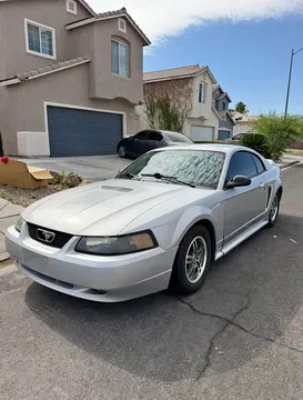 2000 Ford Mustang Coupe 2D