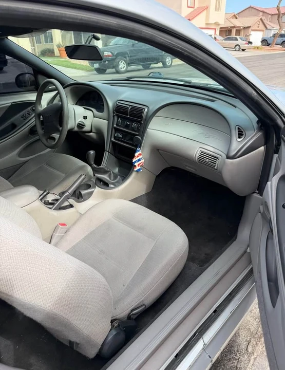 2000 Ford SN95 Mustang - Image 8 of 10