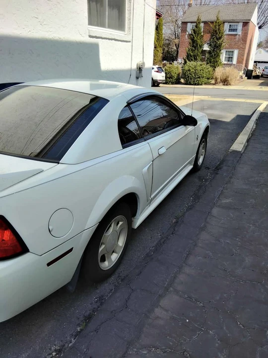 2000 Ford SN95 Mustang - Image 3 of 6