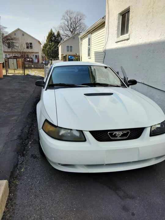 2000 Ford SN95 Mustang - Image 2 of 6