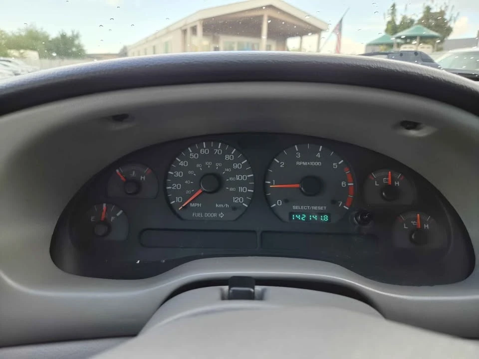 2000 Ford SN95 Mustang - Image 13 of 14