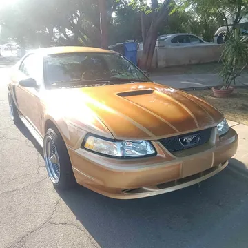 2000 Ford Mustang Coupe 2D