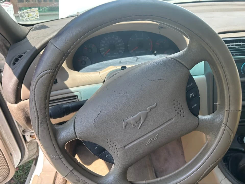 2000 Ford SN95 Mustang - Image 10 of 15