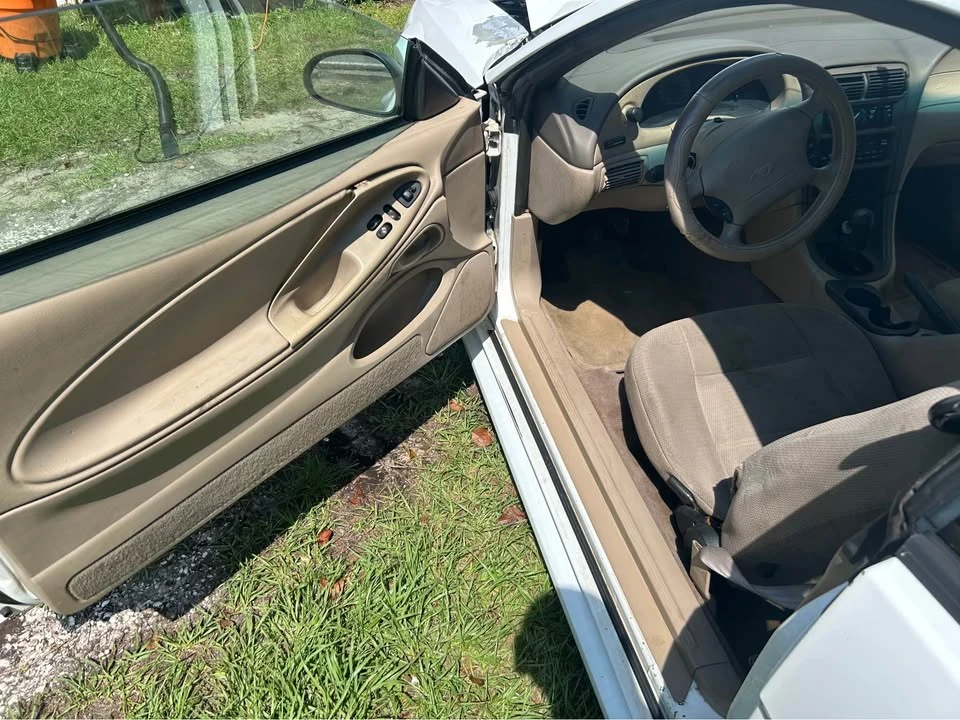 2000 Ford SN95 Mustang - Image 12 of 15
