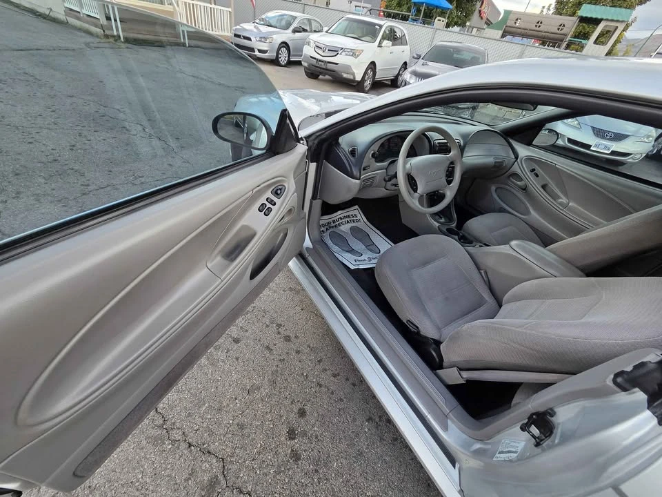 2000 Ford SN95 Mustang - Image 6 of 14