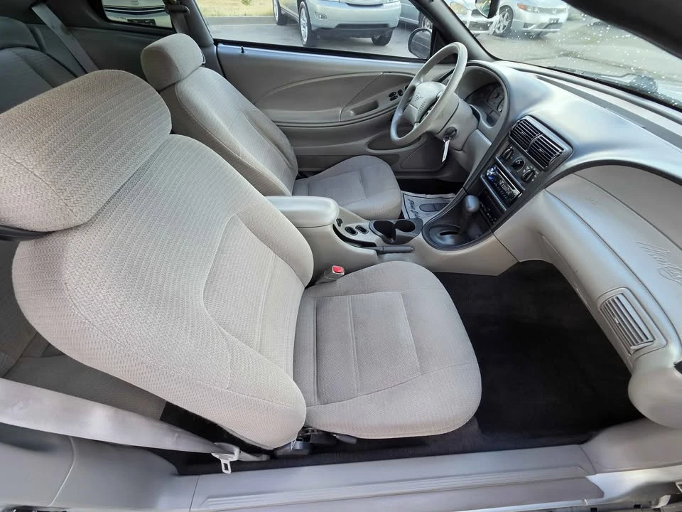 2000 Ford SN95 Mustang - Image 10 of 14