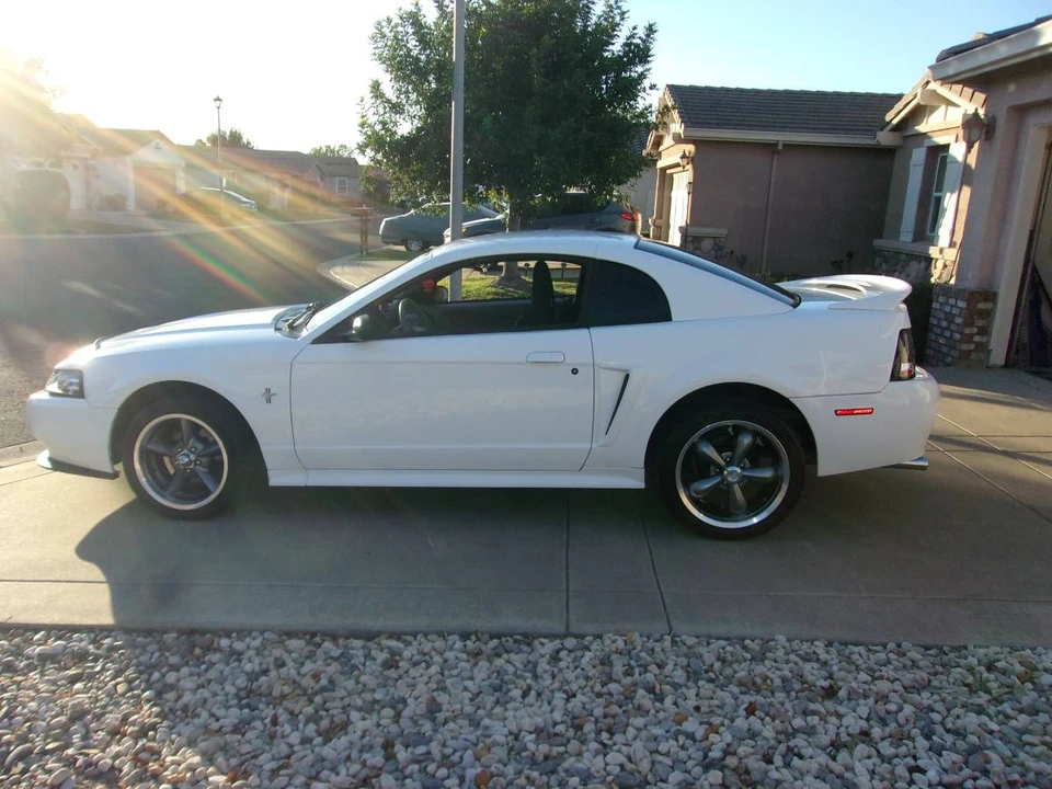 2000 Ford SN95 Mustang - Image 2 of 12