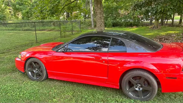 2000 Ford Mustang Deluxe Coupe 2D