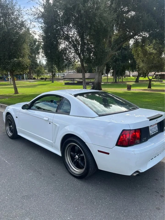 2000 Ford SN95 Mustang - Image 4 of 9