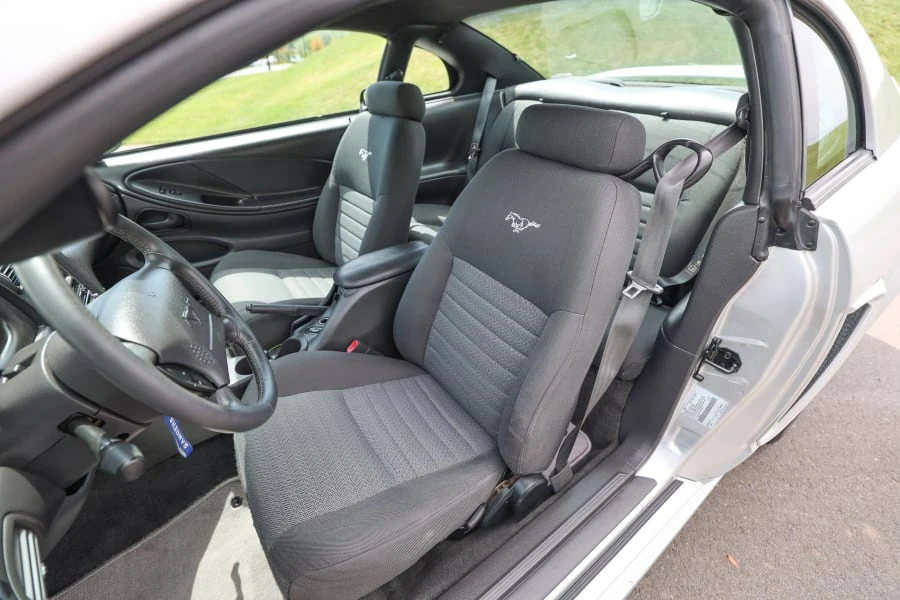 2000 Ford SN95 Mustang - Image 26 of 31