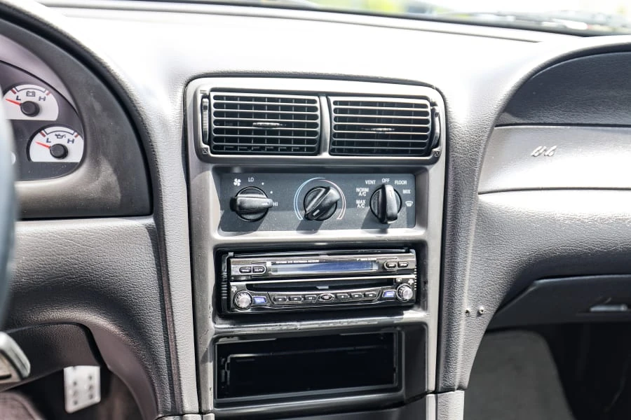 2000 Ford SN95 Mustang - Image 23 of 31
