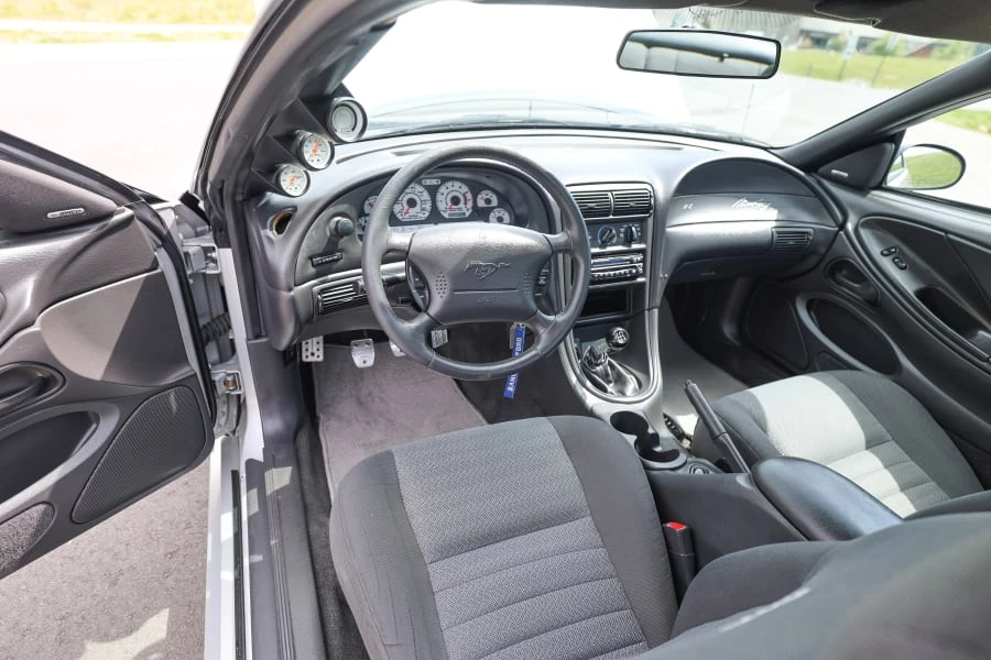2000 Ford SN95 Mustang - Image 27 of 31
