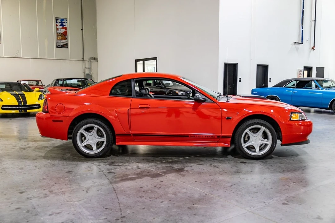 2000 Ford SN95 Mustang - Image 7 of 31