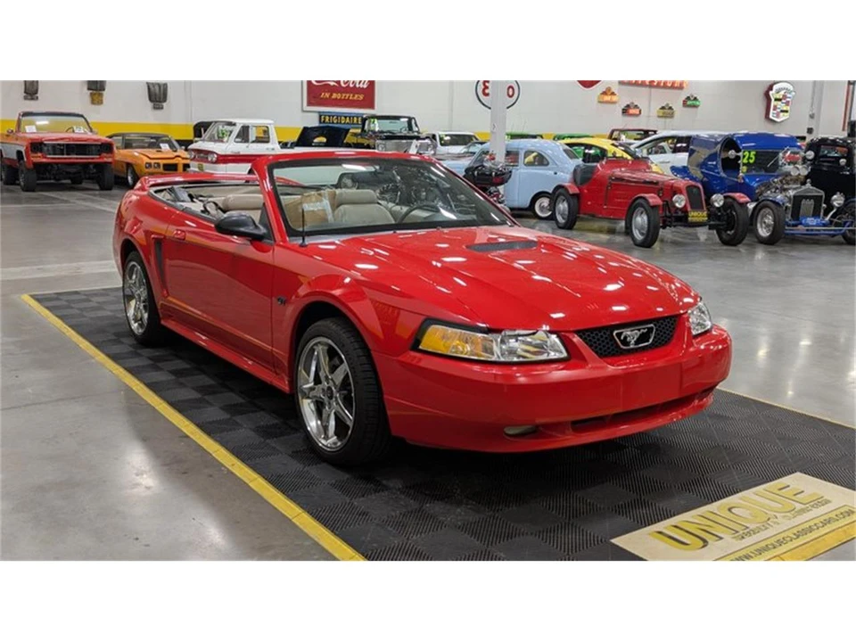 2000 Ford SN95 Mustang - Image 2 of 9