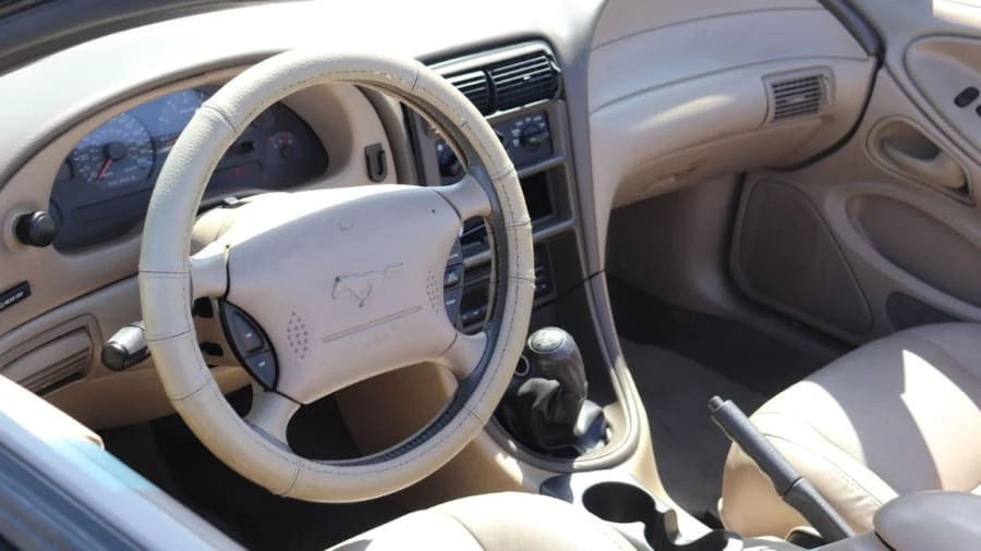 2000 Ford SN95 Mustang - Image 11 of 20