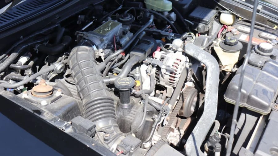 2000 Ford SN95 Mustang - Image 15 of 20