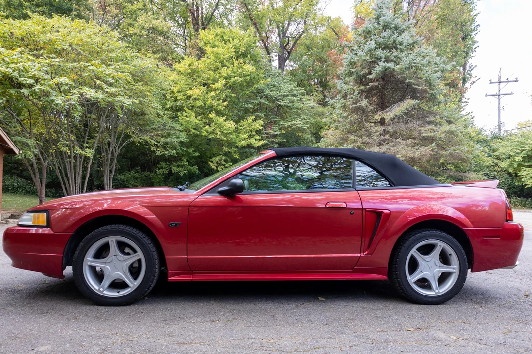 2000 Ford SN95 Mustang - Image 24 of 31
