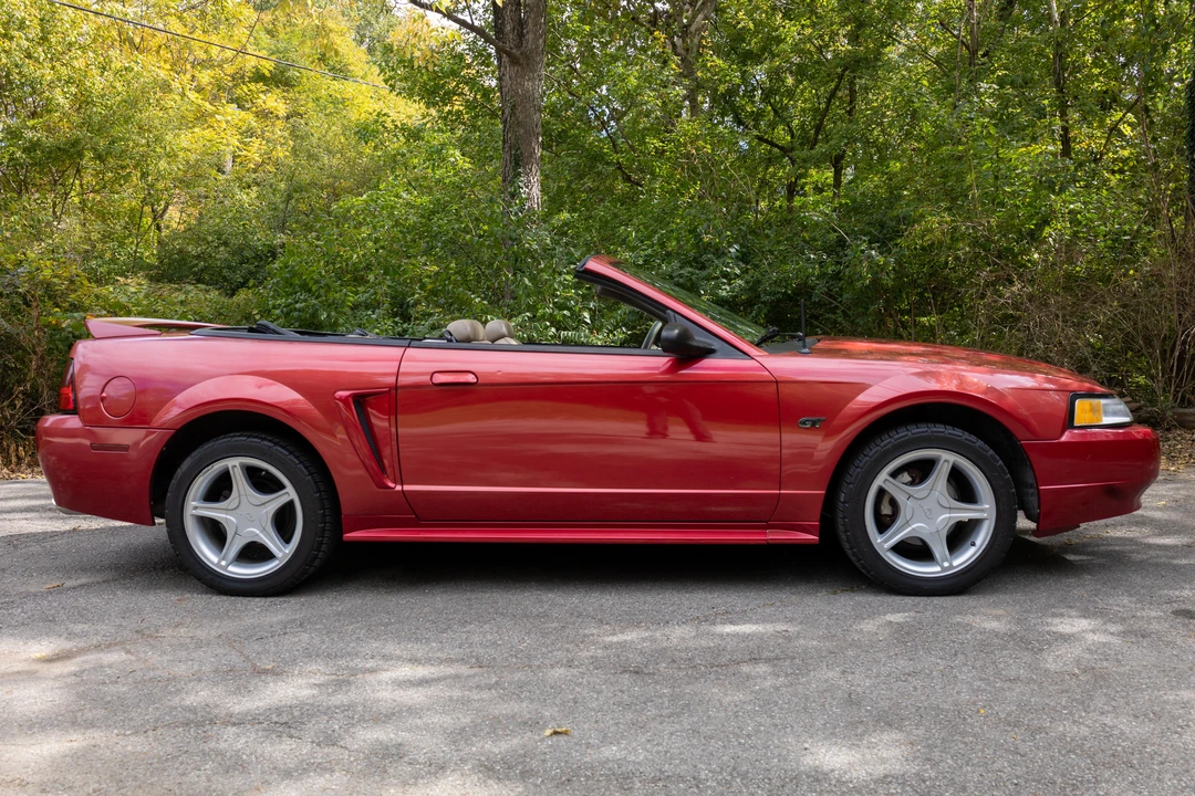 2000 Ford SN95 Mustang - Image 16 of 31