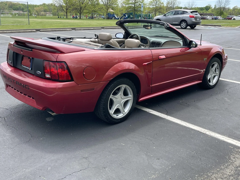 2000 Ford SN95 Mustang - Image 14 of 31