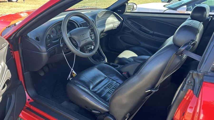 2000 Ford SN95 Mustang - Image 15 of 26