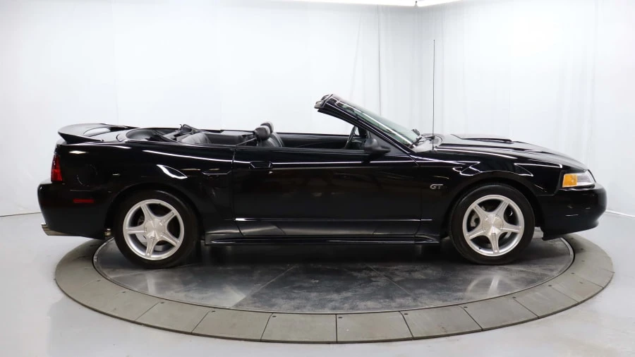 2000 Ford SN95 Mustang - Image 24 of 31