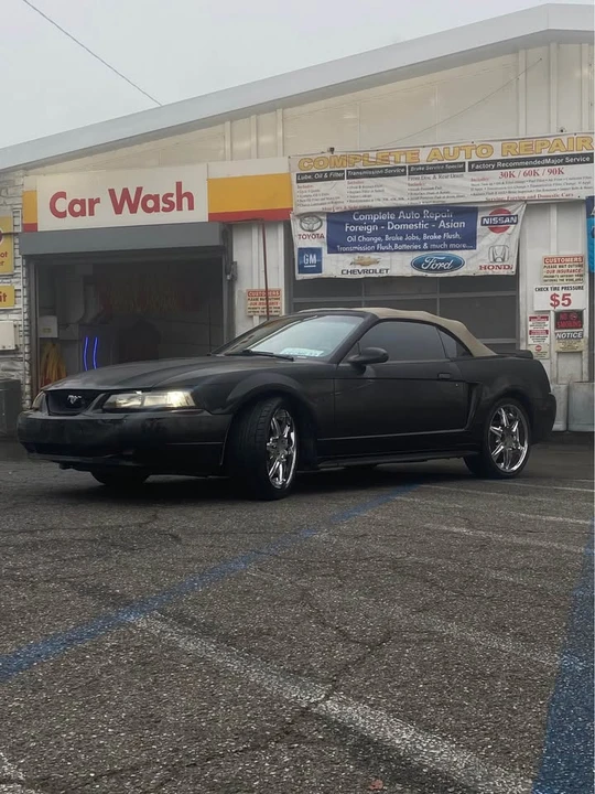 2000 Ford SN95 Mustang - Image 4 of 9