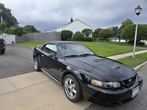 2000 Ford Mustang GT Convertible 2D
