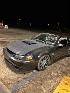 2000 Ford Mustang GT Convertible 2D