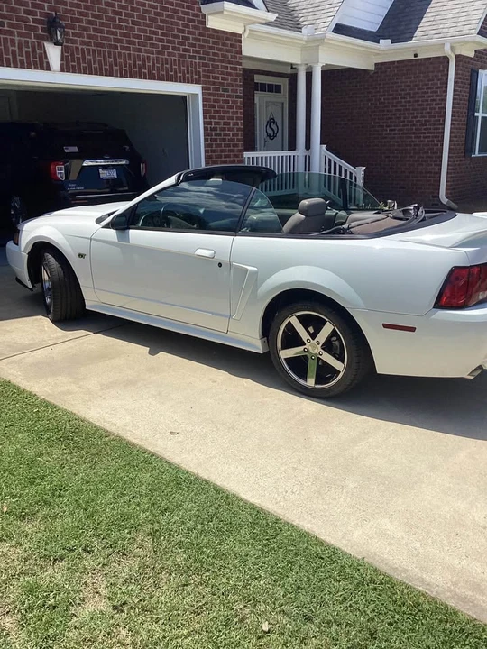 2000 Ford SN95 Mustang - Image 6 of 9